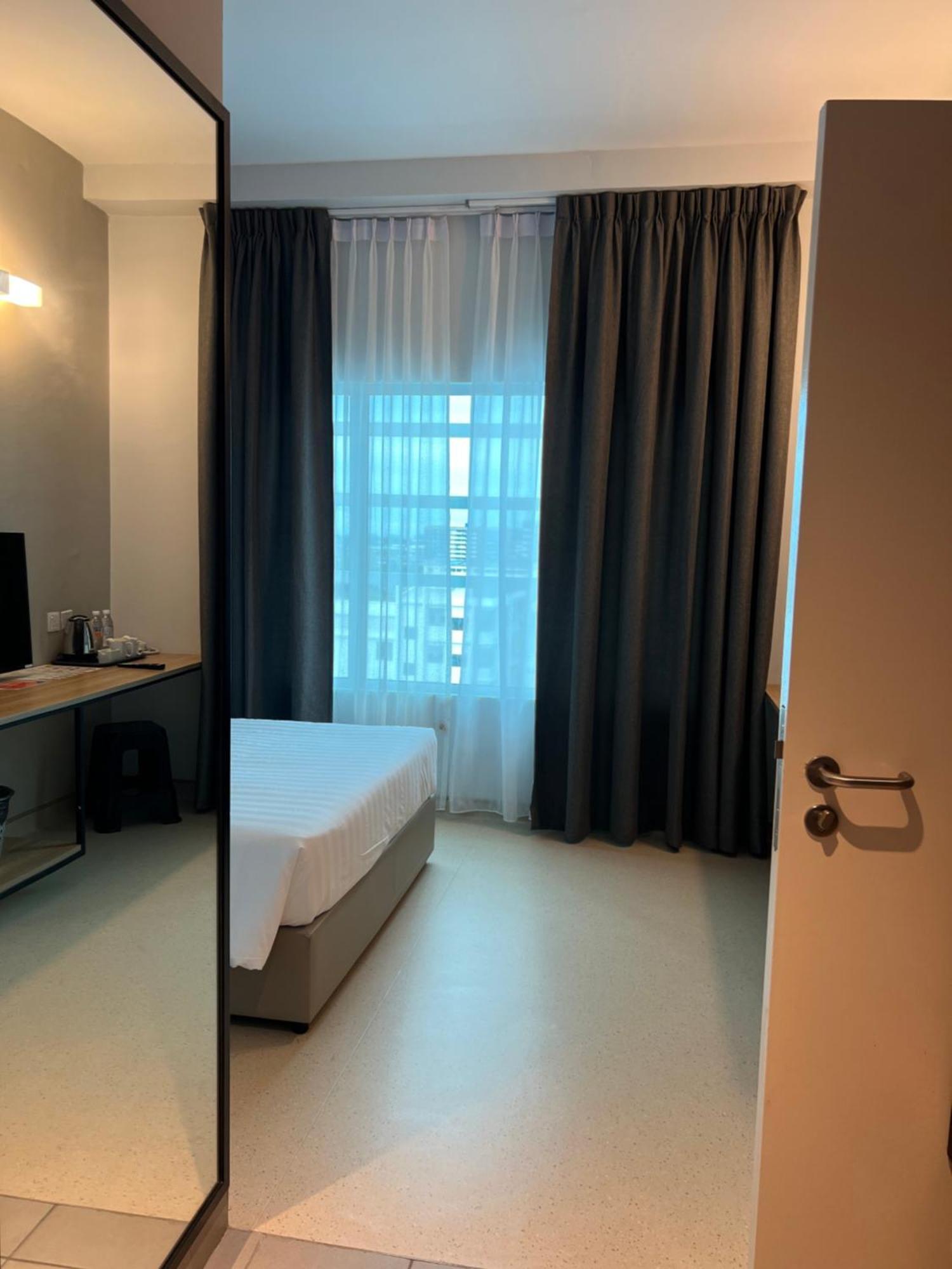 Serapi Verdure Hotel クチン エクステリア 写真