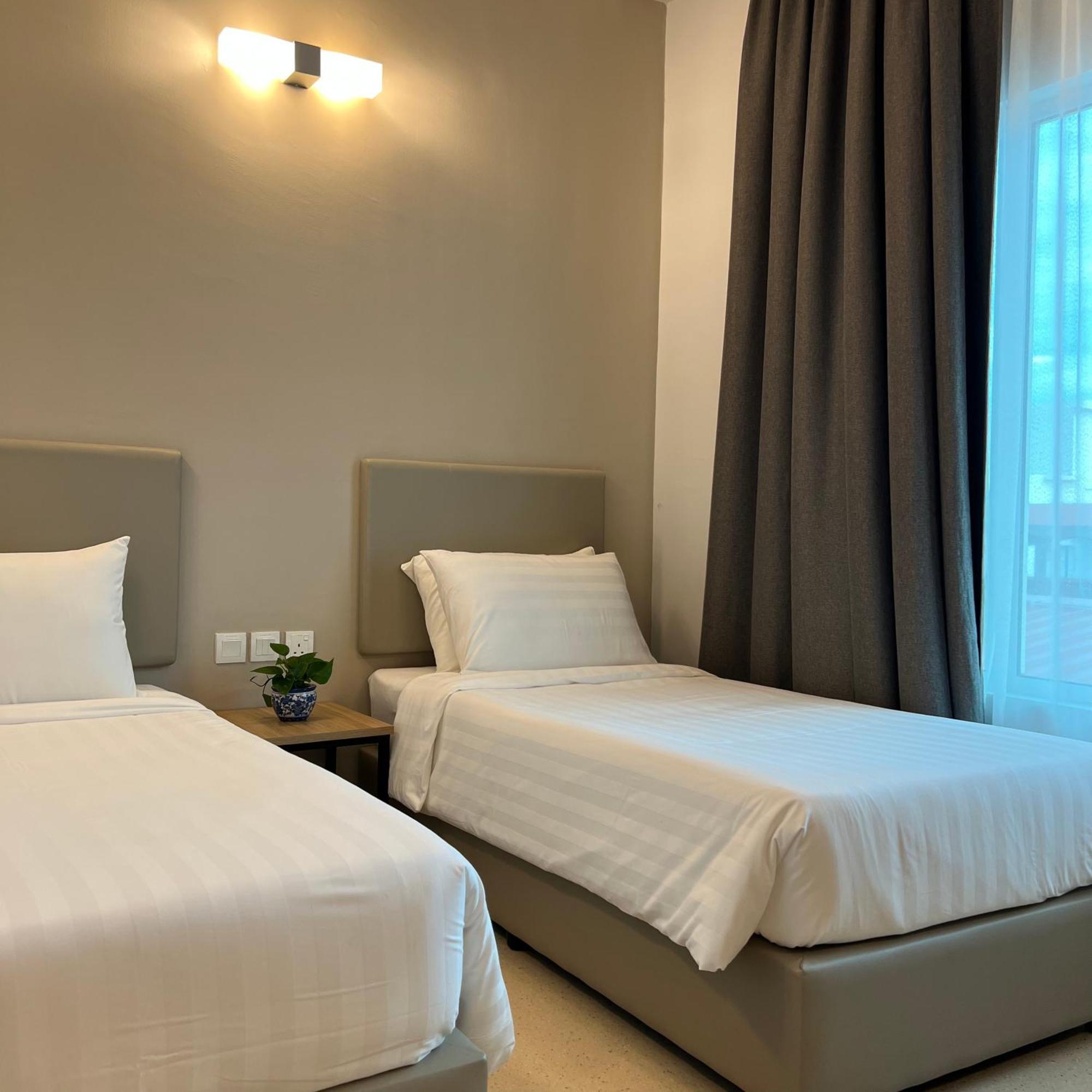 Serapi Verdure Hotel クチン エクステリア 写真