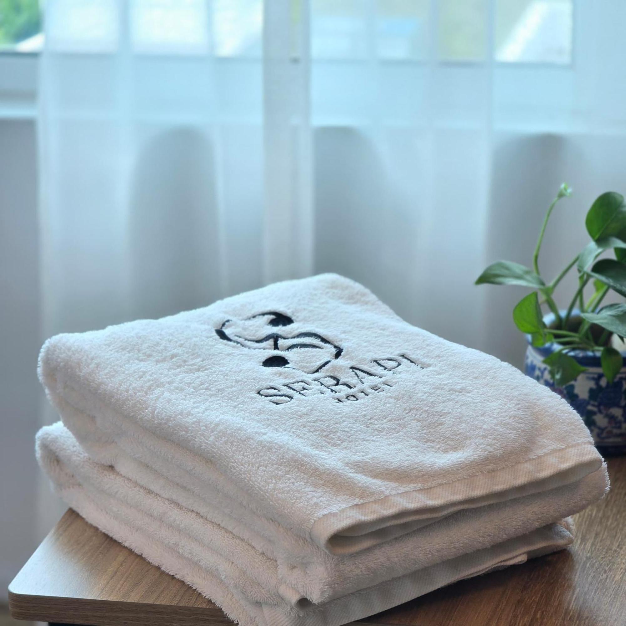 Serapi Verdure Hotel クチン エクステリア 写真